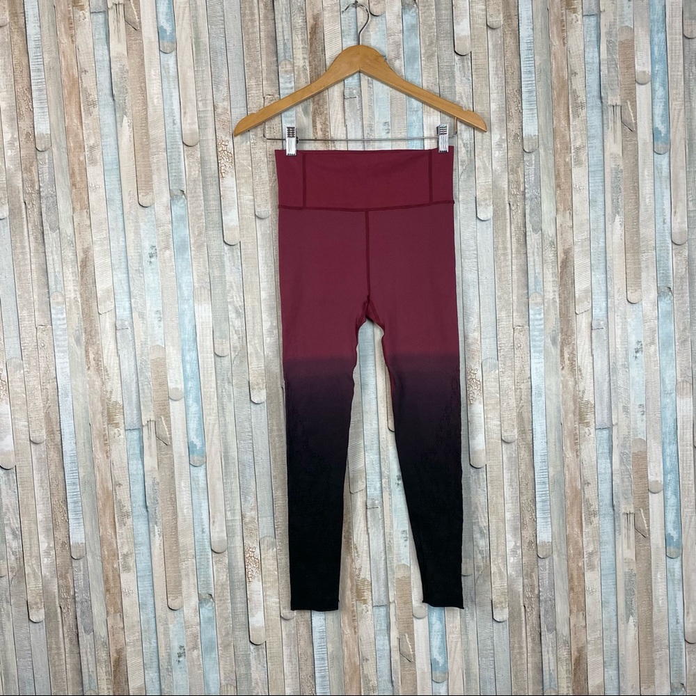 Varley S Ombre Perforated High Rise Waist Dover 7/8 Legging Tight Athletic Yoga - Picture 2 of 14